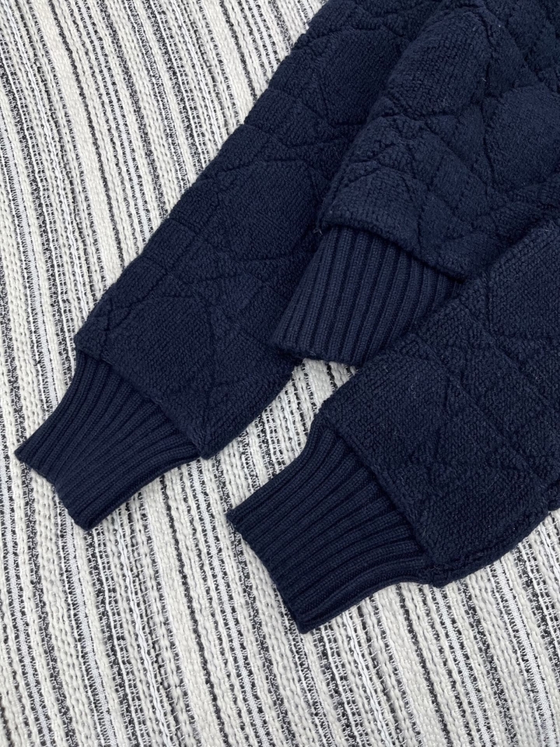 chr1st1an D10r sweaters